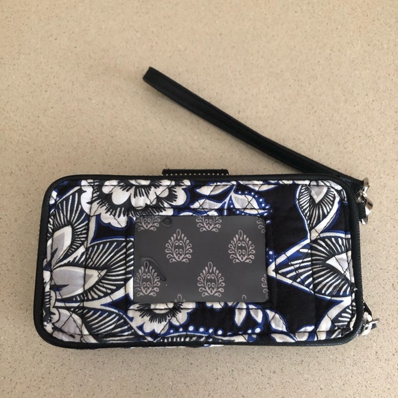 🖤Vera Bradley Wristlet Wallet 🖤 - Picture 2 of 13